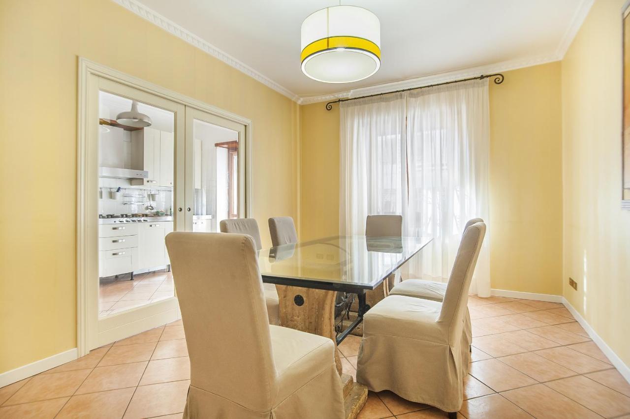 Apartamento Eur Luminous And Large Family Terrace